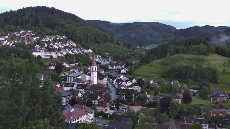 Dieses Bild zeigt eine Webcam-Aufnahme von Ottenhöfen, aufgenommen am Donnerstag, den 14.05.2026 um 21:00 Uhr