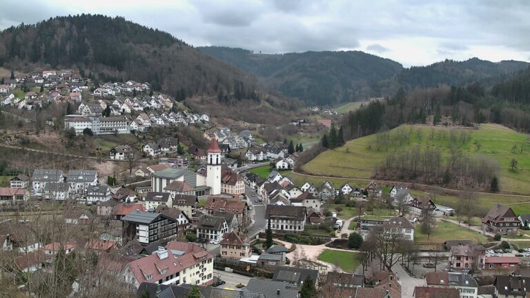 Dieses Bild zeigt eine Webcam-Aufnahme von Ottenhöfen, aufgenommen am Samstag, den 28.02.2026 um 12:20 Uhr