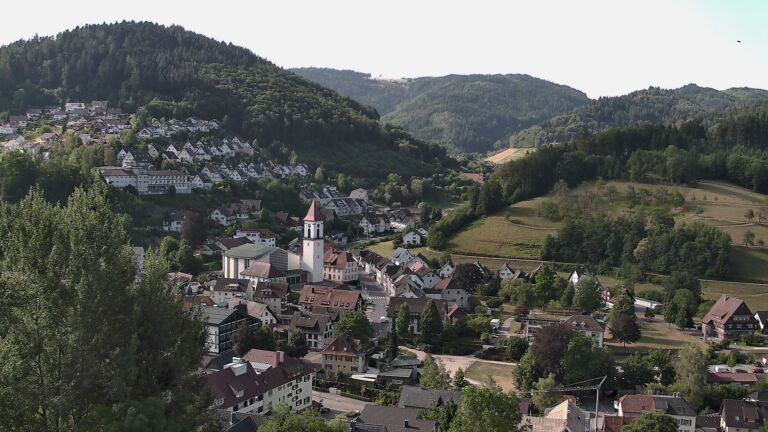 Dieses Bild zeigt eine Webcam-Aufnahme von Ottenhöfen, aufgenommen am Donnerstag, den 23.07.2026 um 09:10 Uhr