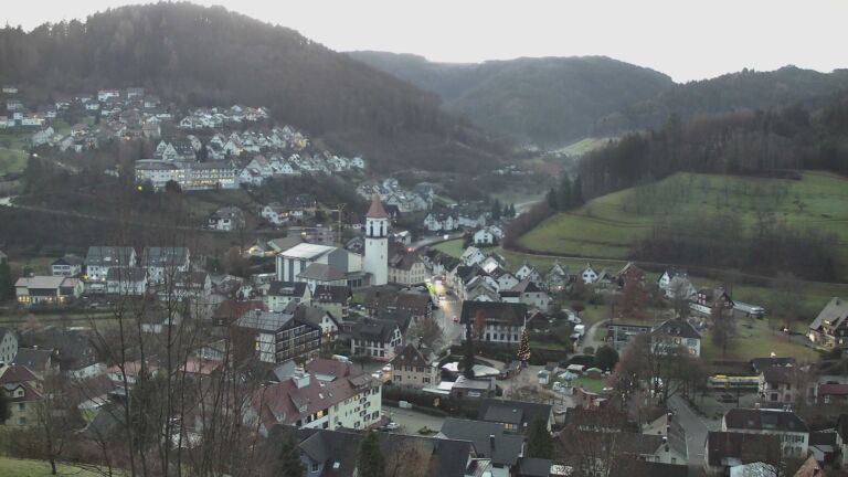 Dieses Bild zeigt eine Webcam-Aufnahme von Ottenhöfen, aufgenommen am Freitag, den 12.12.2025 um 07:50 Uhr