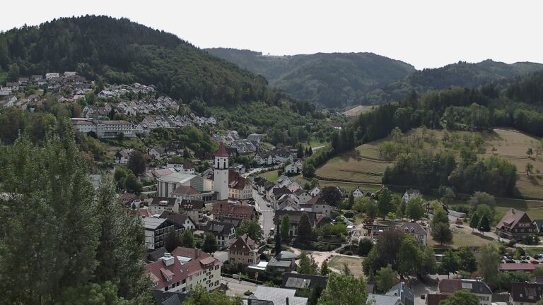 Dieses Bild zeigt eine Webcam-Aufnahme von Ottenhöfen, aufgenommen am Donnerstag, den 27.08.2026 um 12:40 Uhr