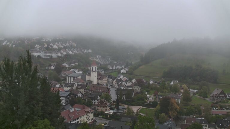 Dieses Bild zeigt eine Webcam-Aufnahme von Ottenhöfen, aufgenommen am Samstag, den 17.10.2026 um 10:20 Uhr