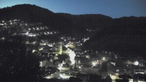 Dieses Bild zeigt eine Webcam-Aufnahme von Ottenhöfen, aufgenommen am Donnerstag, den 15.10.2026 um 06:50 Uhr