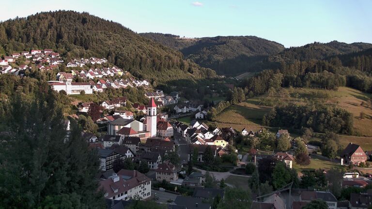 Dieses Bild zeigt eine Webcam-Aufnahme von Ottenhöfen, aufgenommen am Mittwoch, den 08.07.2026 um 20:30 Uhr