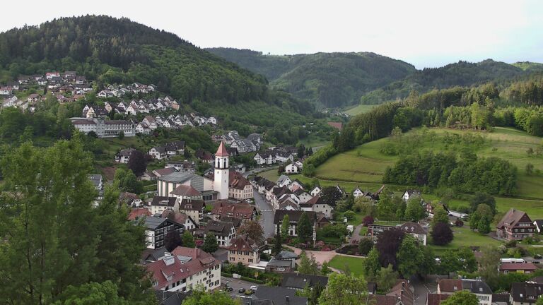 Dieses Bild zeigt eine Webcam-Aufnahme von Ottenhöfen, aufgenommen am Mittwoch, den 20.05.2026 um 07:00 Uhr
