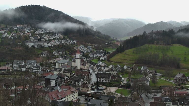 Dieses Bild zeigt eine Webcam-Aufnahme von Ottenhöfen, aufgenommen am Montag, den 30.03.2026 um 11:10 Uhr