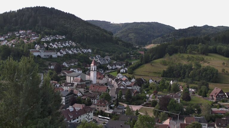 Dieses Bild zeigt eine Webcam-Aufnahme von Ottenhöfen, aufgenommen am Mittwoch, den 08.07.2026 um 09:10 Uhr