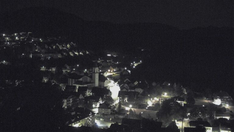 Dieses Bild zeigt eine Webcam-Aufnahme von Ottenhöfen, aufgenommen am Mittwoch, den 15.07.2026 um 01:30 Uhr