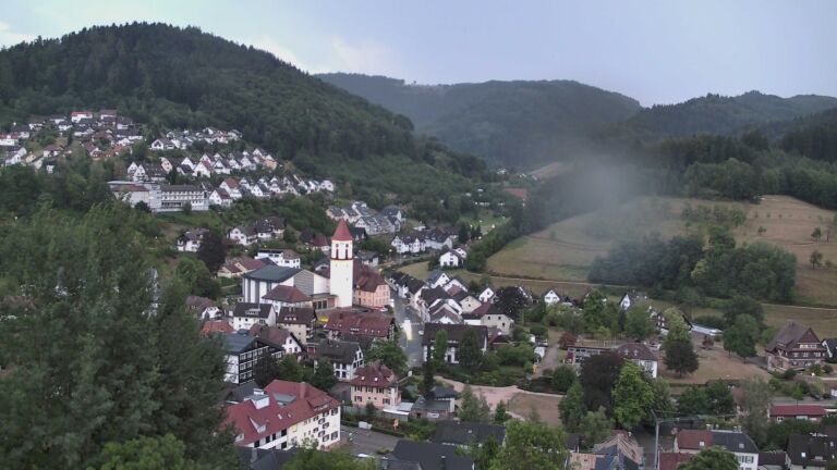 Dieses Bild zeigt eine Webcam-Aufnahme von Ottenhöfen, aufgenommen am Freitag, den 31.07.2026 um 20:50 Uhr