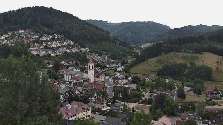 Dieses Bild zeigt eine Webcam-Aufnahme von Ottenhöfen, aufgenommen am Mittwoch, den 15.07.2026 um 20:20 Uhr