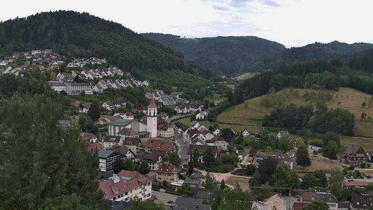 Dieses Bild zeigt eine Webcam-Aufnahme von Ottenhöfen, aufgenommen am Mittwoch, den 15.07.2026 um 15:20 Uhr