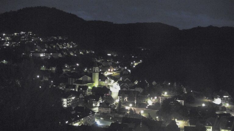 Dieses Bild zeigt eine Webcam-Aufnahme von Ottenhöfen, aufgenommen am Samstag, den 06.06.2026 um 22:30 Uhr
