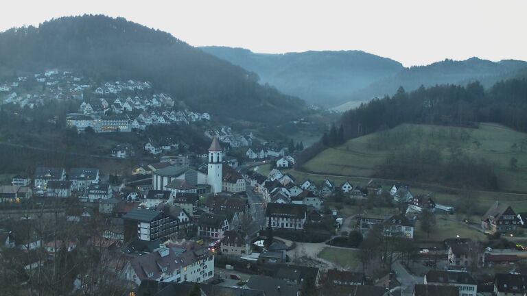 Dieses Bild zeigt eine Webcam-Aufnahme von Ottenhöfen, aufgenommen am Donnerstag, den 05.02.2026 um 07:30 Uhr