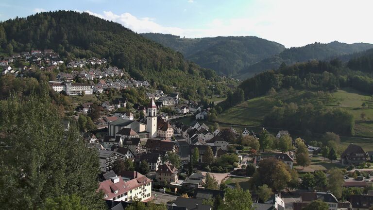 Dieses Bild zeigt eine Webcam-Aufnahme von Ottenhöfen, aufgenommen am Mittwoch, den 30.09.2026 um 16:10 Uhr