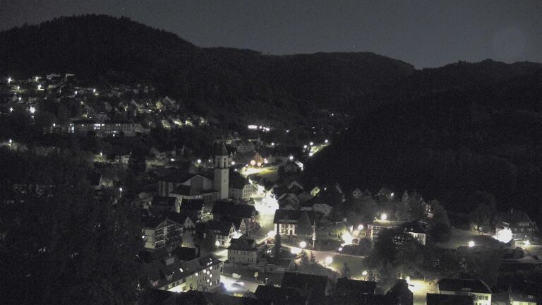 Dieses Bild zeigt eine Webcam-Aufnahme von Ottenhöfen, aufgenommen am Freitag, den 01.05.2026 um 03:00 Uhr