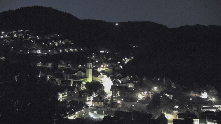Dieses Bild zeigt eine Webcam-Aufnahme von Ottenhöfen, aufgenommen am Donnerstag, den 17.09.2026 um 06:00 Uhr