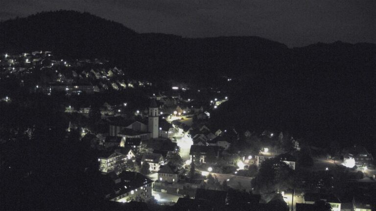 Dieses Bild zeigt eine Webcam-Aufnahme von Ottenhöfen, aufgenommen am Samstag, den 01.08.2026 um 23:30 Uhr
