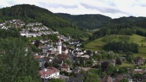 Dieses Bild zeigt eine Webcam-Aufnahme von Ottenhöfen, aufgenommen am Dienstag, den 02.06.2026 um 18:50 Uhr