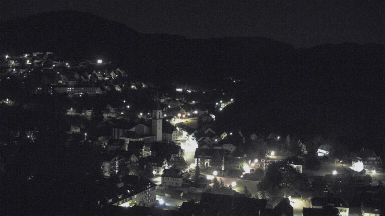 Dieses Bild zeigt eine Webcam-Aufnahme von Ottenhöfen, aufgenommen am Samstag, den 23.05.2026 um 01:00 Uhr