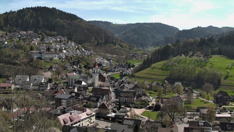 Dieses Bild zeigt eine Webcam-Aufnahme von Ottenhöfen, aufgenommen am Donnerstag, den 09.04.2026 um 14:50 Uhr