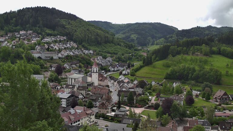 Dieses Bild zeigt eine Webcam-Aufnahme von Ottenhöfen, aufgenommen am Dienstag, den 05.05.2026 um 11:20 Uhr
