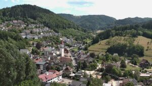 Dieses Bild zeigt eine Webcam-Aufnahme von Ottenhöfen, aufgenommen am Samstag, den 11.07.2026 um 15:10 Uhr