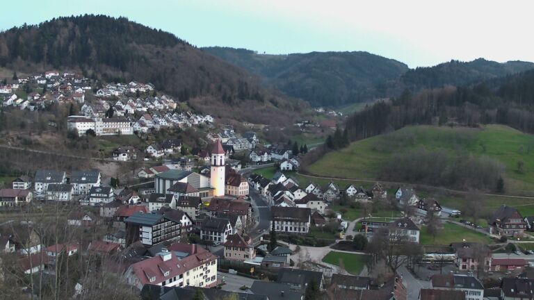 Dieses Bild zeigt eine Webcam-Aufnahme von Ottenhöfen, aufgenommen am Dienstag, den 24.03.2026 um 18:50 Uhr