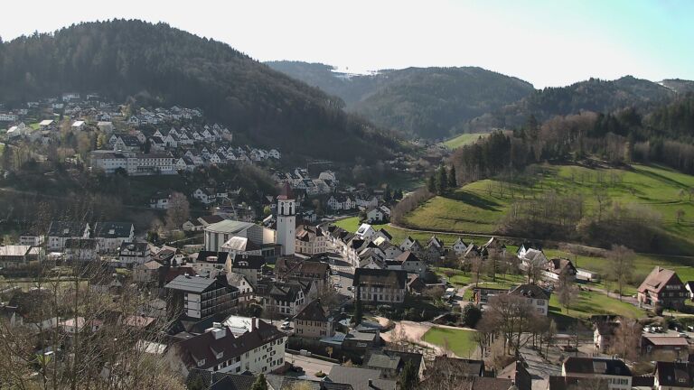 Dieses Bild zeigt eine Webcam-Aufnahme von Ottenhöfen, aufgenommen am Donnerstag, den 02.04.2026 um 10:10 Uhr