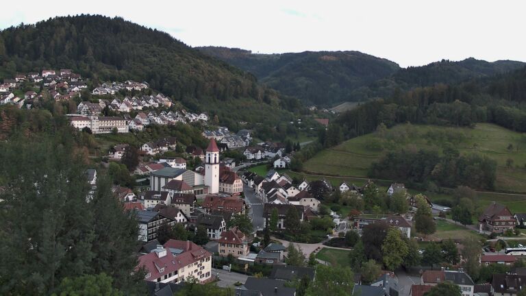 Dieses Bild zeigt eine Webcam-Aufnahme von Ottenhöfen, aufgenommen am Mittwoch, den 16.09.2026 um 19:20 Uhr