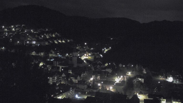 Dieses Bild zeigt eine Webcam-Aufnahme von Ottenhöfen, aufgenommen am Samstag, den 24.10.2026 um 01:00 Uhr
