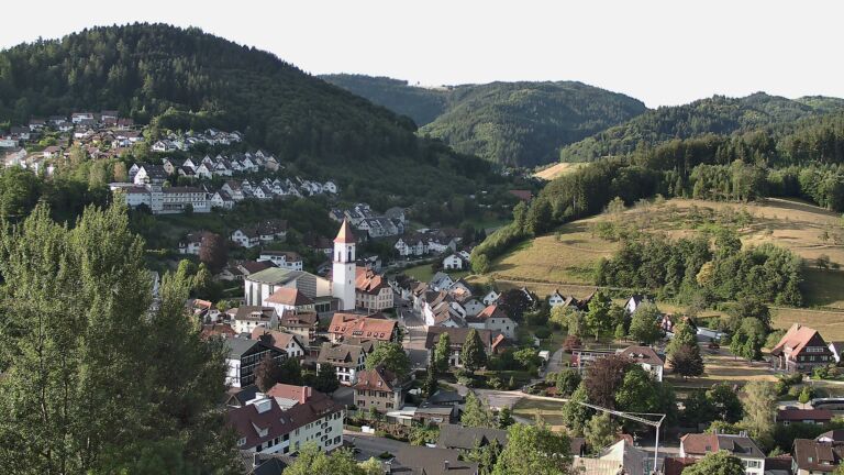Dieses Bild zeigt eine Webcam-Aufnahme von Ottenhöfen, aufgenommen am Dienstag, den 21.07.2026 um 07:30 Uhr