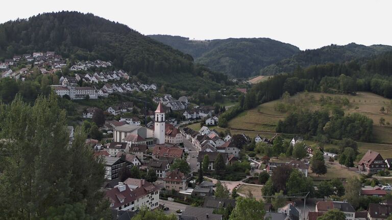 Dieses Bild zeigt eine Webcam-Aufnahme von Ottenhöfen, aufgenommen am Mittwoch, den 05.08.2026 um 09:10 Uhr