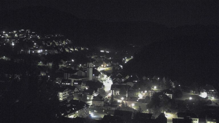 Dieses Bild zeigt eine Webcam-Aufnahme von Ottenhöfen, aufgenommen am Donnerstag, den 07.05.2026 um 23:00 Uhr