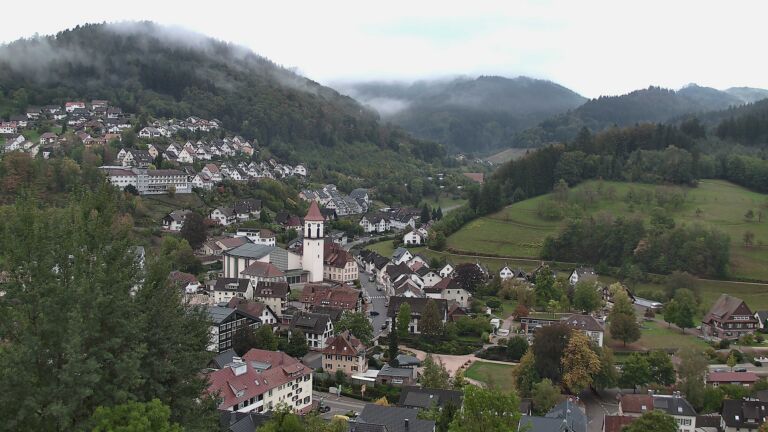Dieses Bild zeigt eine Webcam-Aufnahme von Ottenhöfen, aufgenommen am Freitag, den 02.10.2026 um 08:20 Uhr