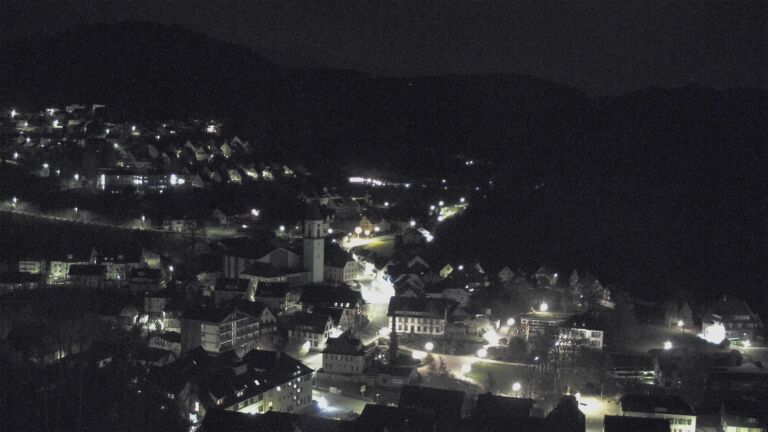 Dieses Bild zeigt eine Webcam-Aufnahme von Ottenhöfen, aufgenommen am Freitag, den 10.04.2026 um 00:30 Uhr