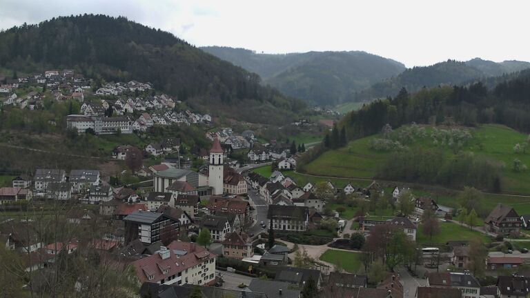 Dieses Bild zeigt eine Webcam-Aufnahme von Ottenhöfen, aufgenommen am Dienstag, den 14.04.2026 um 15:40 Uhr