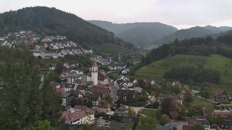 Dieses Bild zeigt eine Webcam-Aufnahme von Ottenhöfen, aufgenommen am Dienstag, den 20.10.2026 um 16:30 Uhr