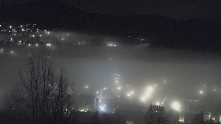 Dieses Bild zeigt eine Webcam-Aufnahme von Ottenhöfen, aufgenommen am Mittwoch, den 17.12.2025 um 04:30 Uhr