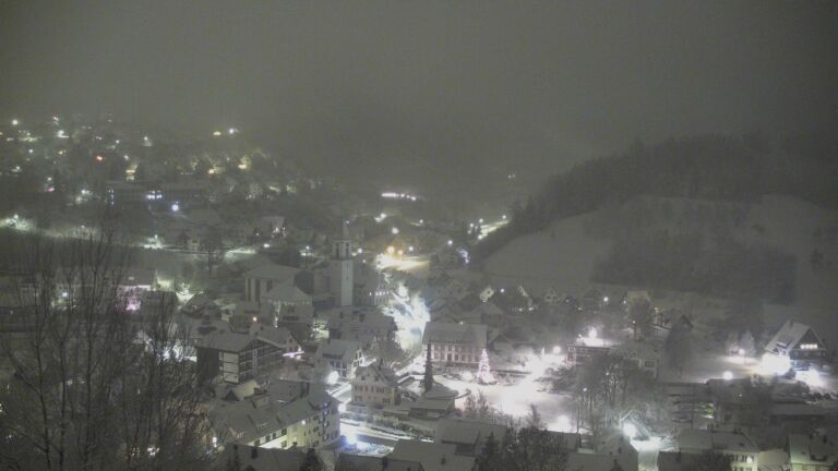 Dieses Bild zeigt eine Webcam-Aufnahme von Ottenhöfen, aufgenommen am Samstag, den 10.01.2026 um 23:30 Uhr