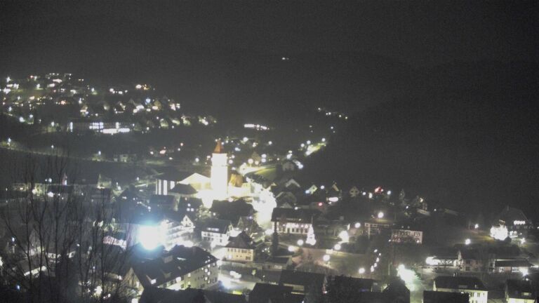 Dieses Bild zeigt eine Webcam-Aufnahme von Ottenhöfen, aufgenommen am Sonntag, den 21.12.2025 um 18:40 Uhr