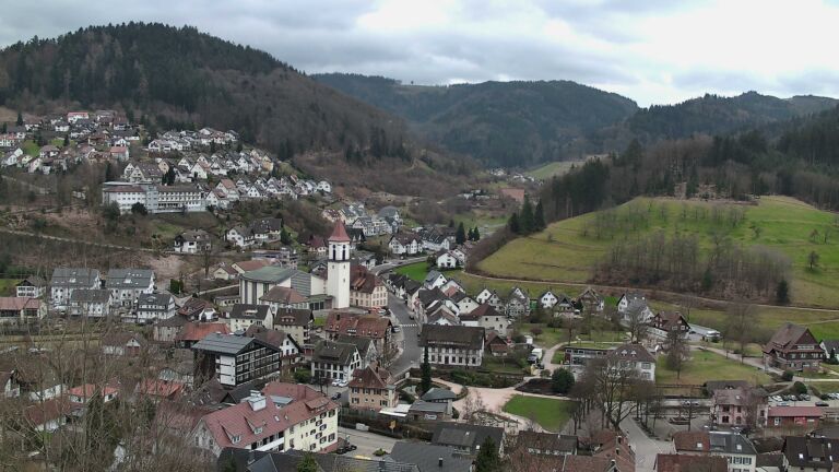 Dieses Bild zeigt eine Webcam-Aufnahme von Ottenhöfen, aufgenommen am Samstag, den 28.02.2026 um 12:10 Uhr