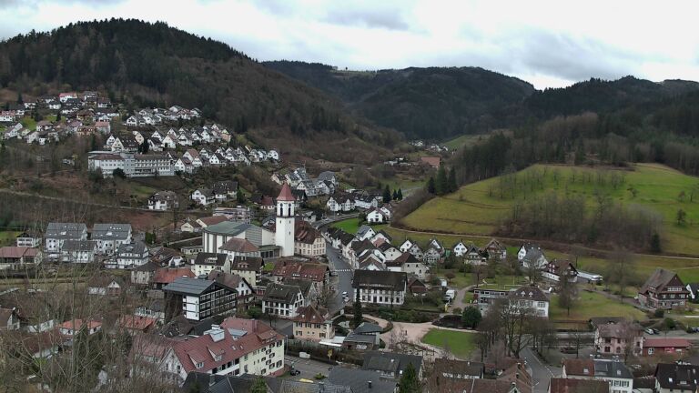 Dieses Bild zeigt eine Webcam-Aufnahme von Ottenhöfen, aufgenommen am Montag, den 23.02.2026 um 12:40 Uhr