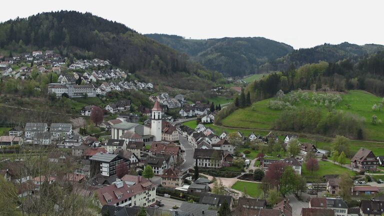 Dieses Bild zeigt eine Webcam-Aufnahme von Ottenhöfen, aufgenommen am Donnerstag, den 16.04.2026 um 09:40 Uhr