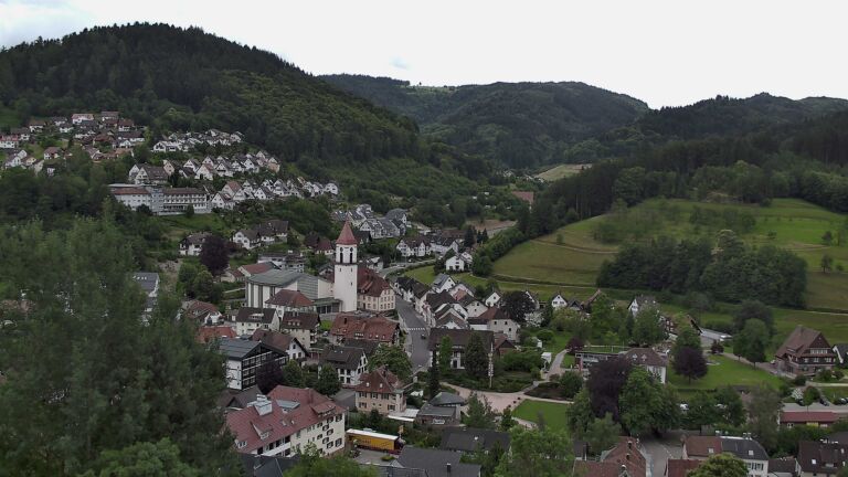 Dieses Bild zeigt eine Webcam-Aufnahme von Ottenhöfen, aufgenommen am Mittwoch, den 10.06.2026 um 14:20 Uhr