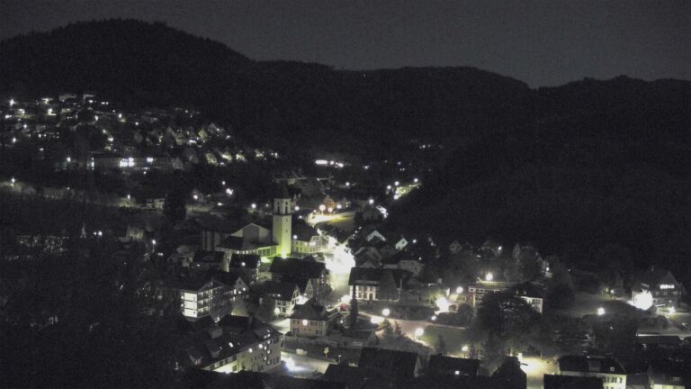 Dieses Bild zeigt eine Webcam-Aufnahme von Ottenhöfen, aufgenommen am Sonntag, den 26.04.2026 um 22:30 Uhr