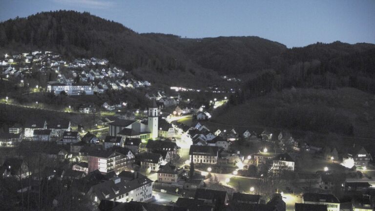 Dieses Bild zeigt eine Webcam-Aufnahme von Ottenhöfen, aufgenommen am Mittwoch, den 08.04.2026 um 20:50 Uhr