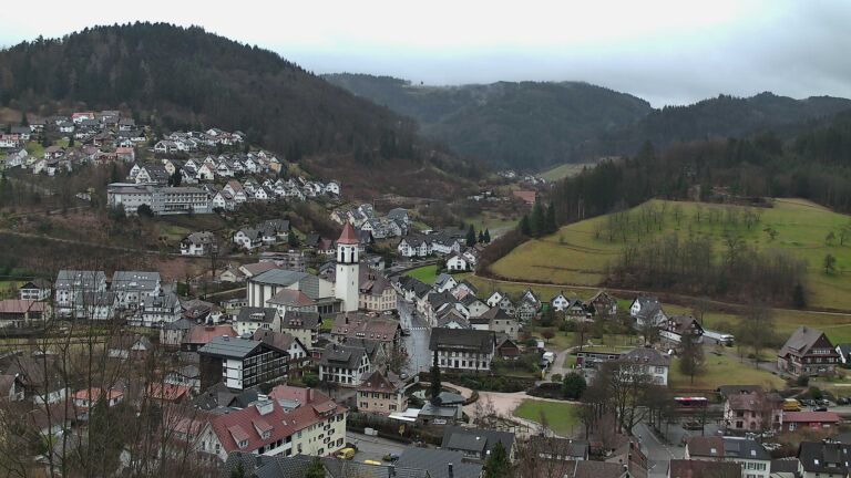 Dieses Bild zeigt eine Webcam-Aufnahme von Ottenhöfen, aufgenommen am Dienstag, den 17.02.2026 um 12:40 Uhr