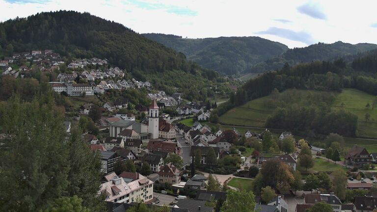 Dieses Bild zeigt eine Webcam-Aufnahme von Ottenhöfen, aufgenommen am Freitag, den 16.10.2026 um 14:30 Uhr