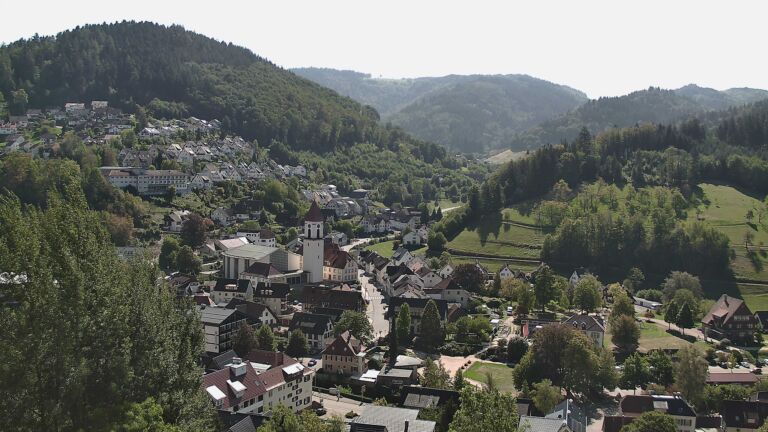 Dieses Bild zeigt eine Webcam-Aufnahme von Ottenhöfen, aufgenommen am Dienstag, den 22.09.2026 um 12:50 Uhr
