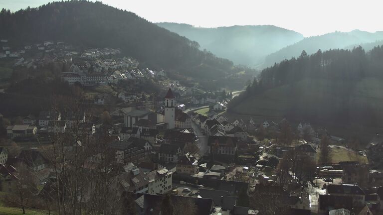 Dieses Bild zeigt eine Webcam-Aufnahme von Ottenhöfen, aufgenommen am Freitag, den 12.12.2025 um 12:20 Uhr